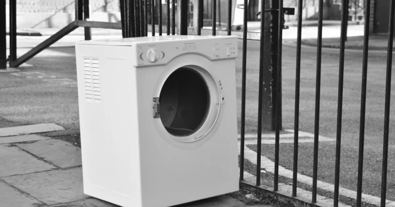 Gdzie oddać elektrośmieci w Warszawie? Sprawdź najlepsze miejsca! Gdzie oddać elektrośmieci w Warszawie? Sprawdź najlepsze miejsca!