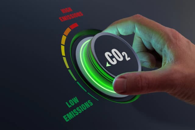 Ograniczenia emisji CO2: Jak uniknąć katastrofy klimatycznej? Ograniczenia emisji CO2: Jak uniknąć katastrofy klimatycznej?